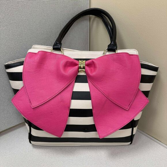 Betsy Johnson Black White Striped Handbag Pink Bow Gold HW Statement Purse - Picture 1 of 14